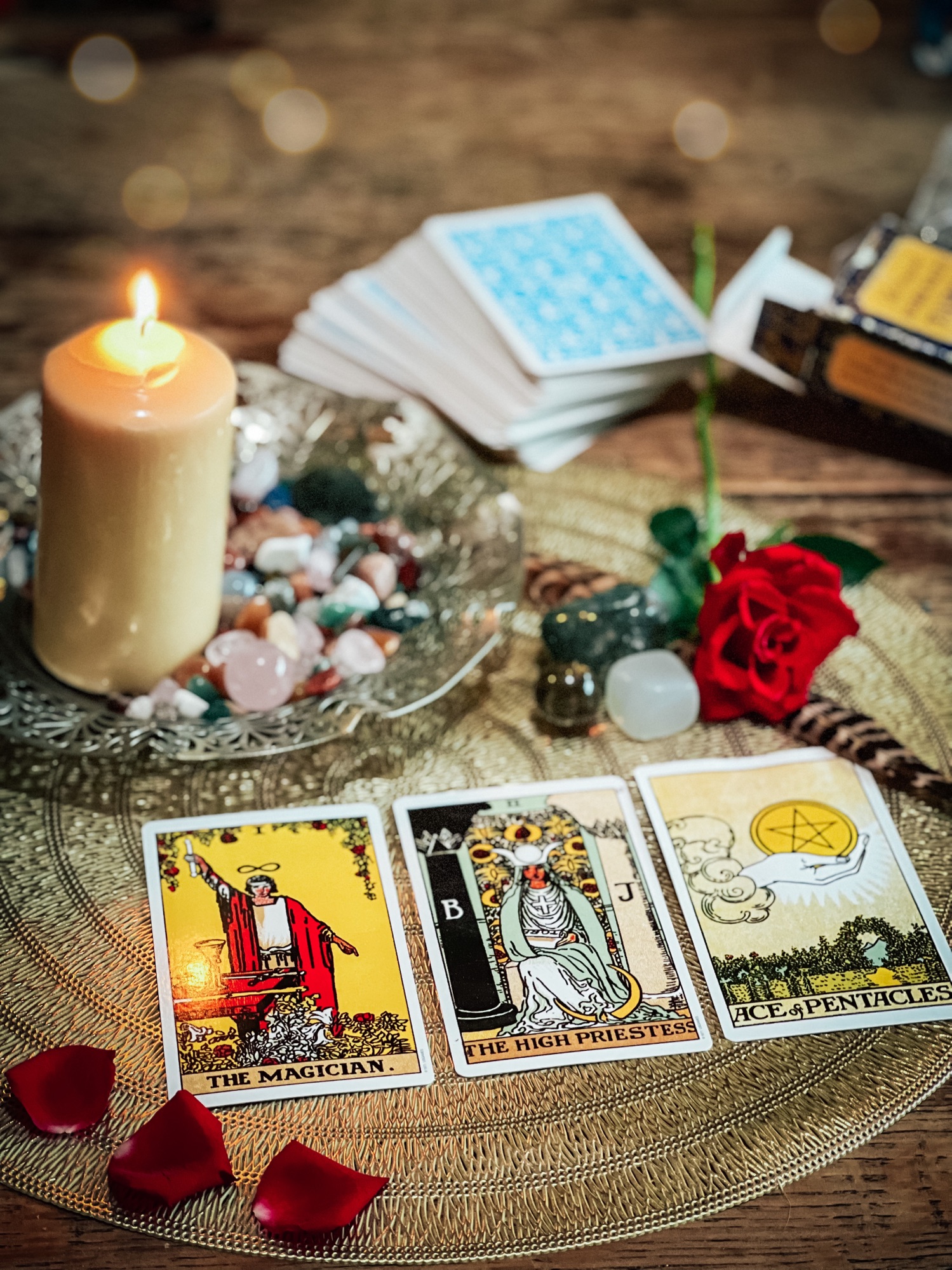 What It Means When You Pull a Major Arcana Card